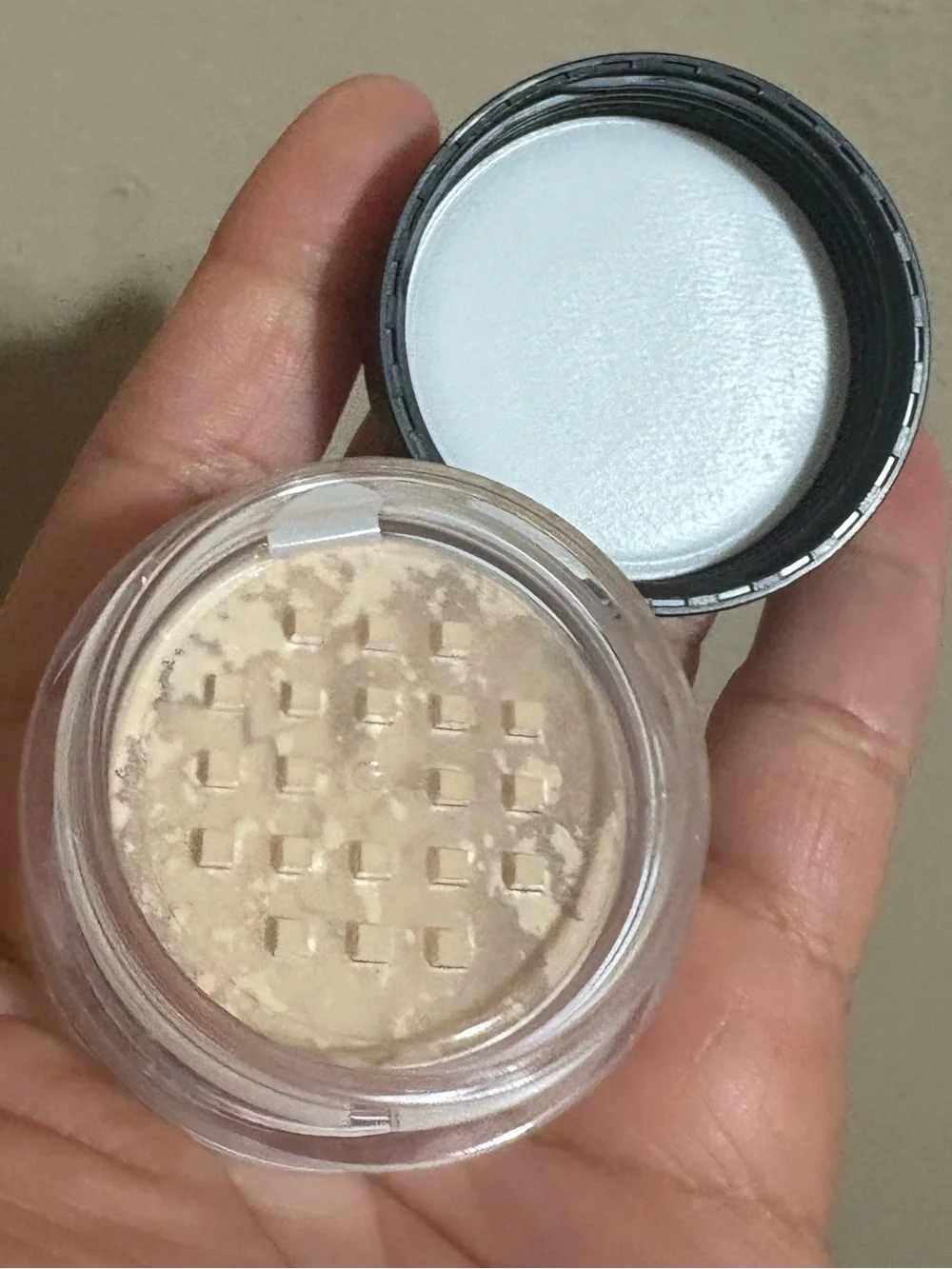 laura mercier Translucent Loose Setting Powder - Brand New Factory Sealed